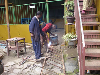 Welding in the metal workshop